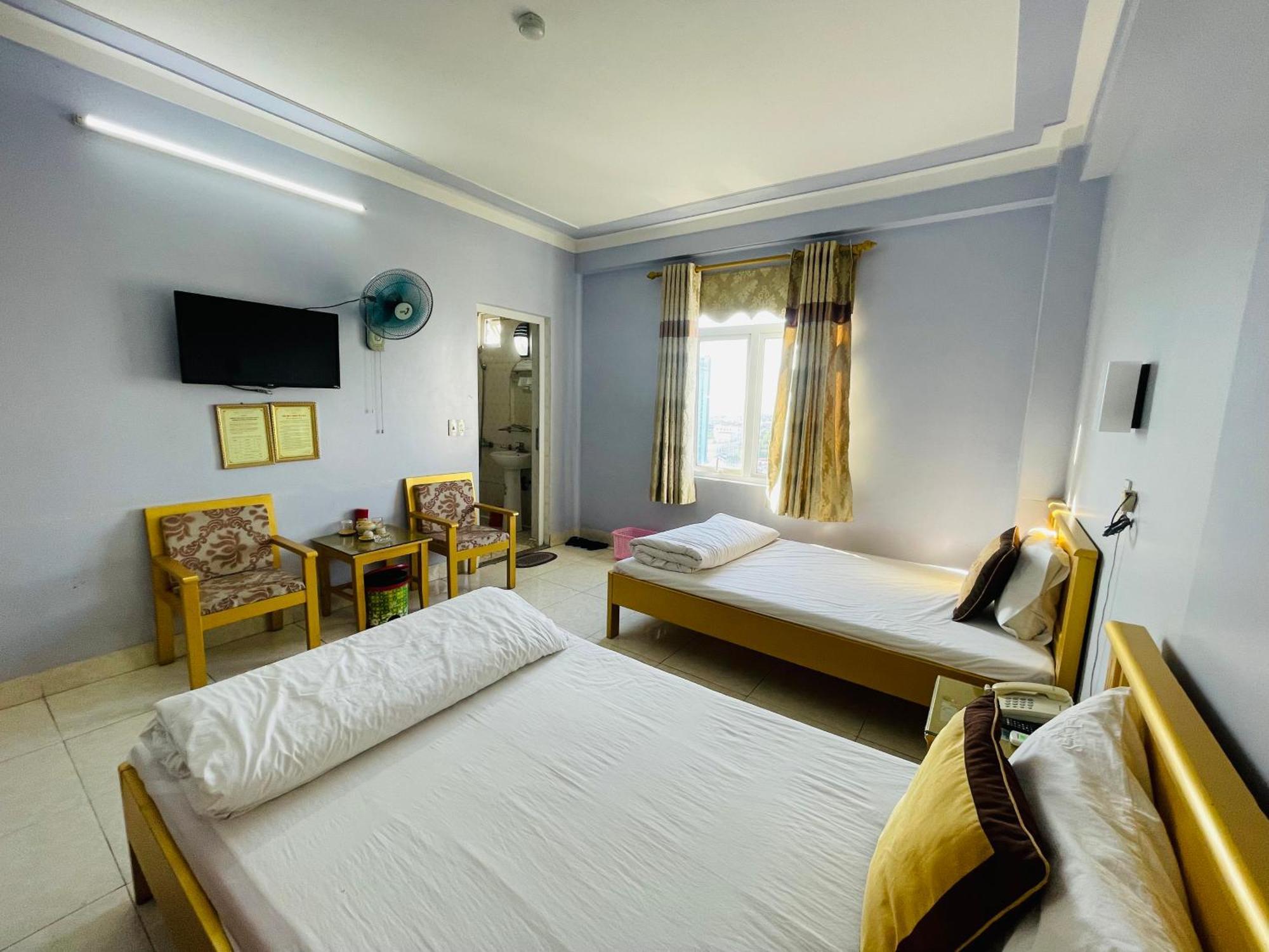 Hotel Khach San Ngoc Ly 8 Thanh Hóa Zewnętrze zdjęcie