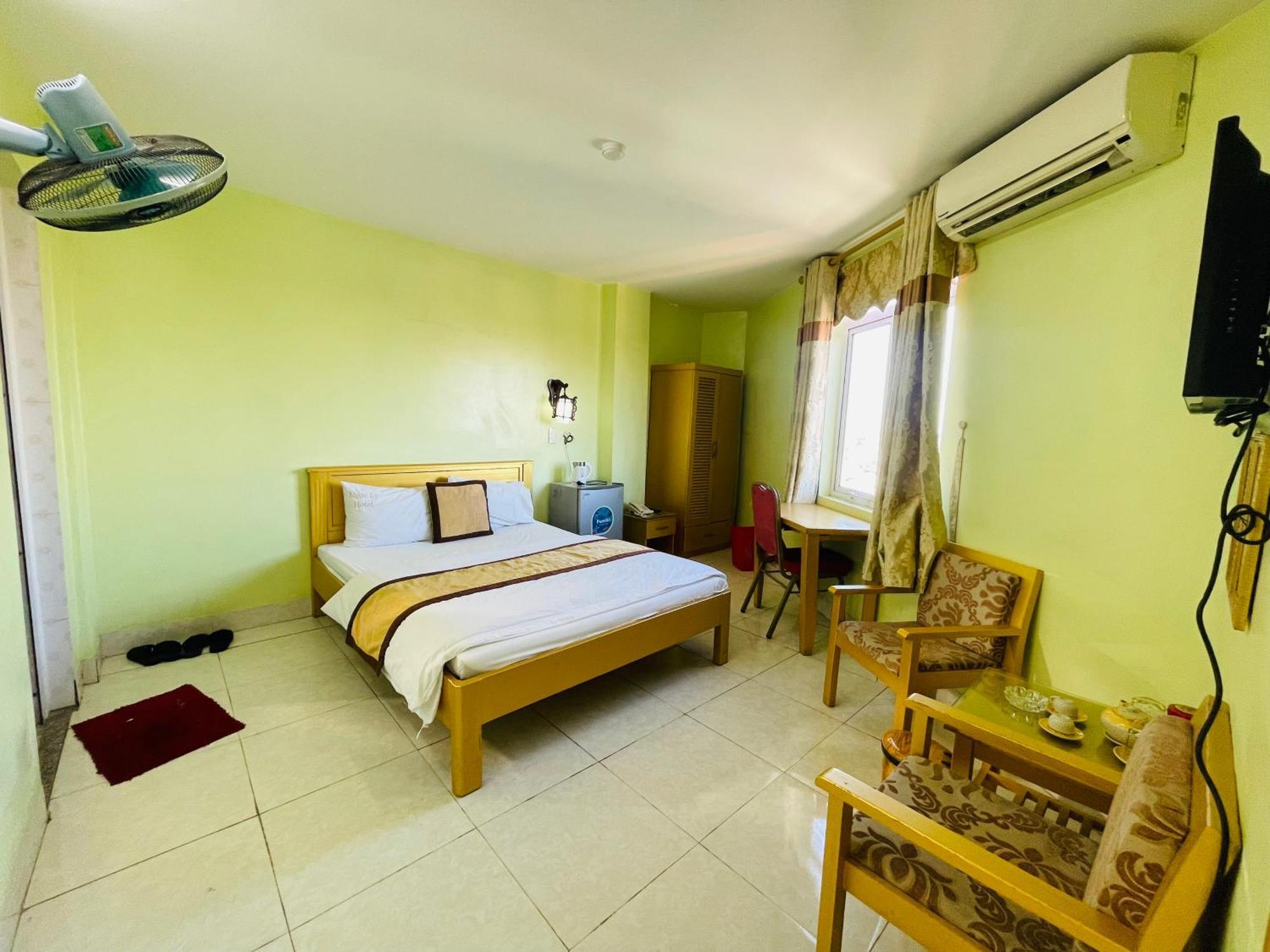 Hotel Khach San Ngoc Ly 8 Thanh Hóa Zewnętrze zdjęcie