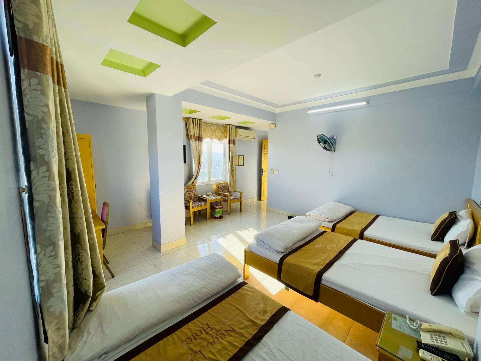 Hotel Khach San Ngoc Ly 8 Thanh Hóa Zewnętrze zdjęcie