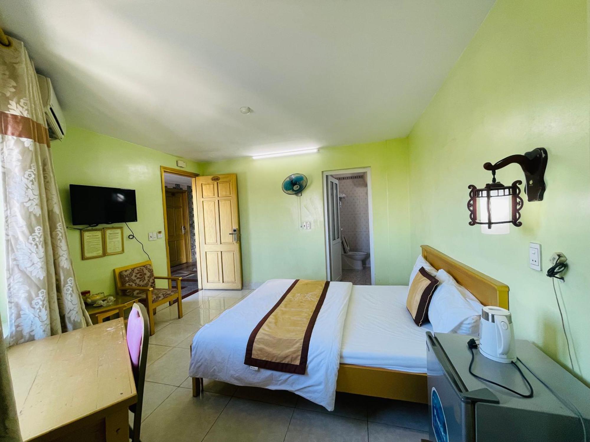 Hotel Khach San Ngoc Ly 8 Thanh Hóa Zewnętrze zdjęcie